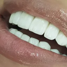 دندانپزشکی مبین