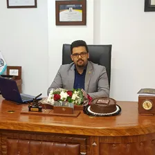 وکیل یونس برجی