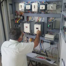 تولیدی تابلو برق صنعتی آریو ولتاژ