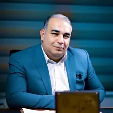 وکیل آرش پاكسار