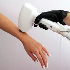 کلینیک زیبایی رامونا