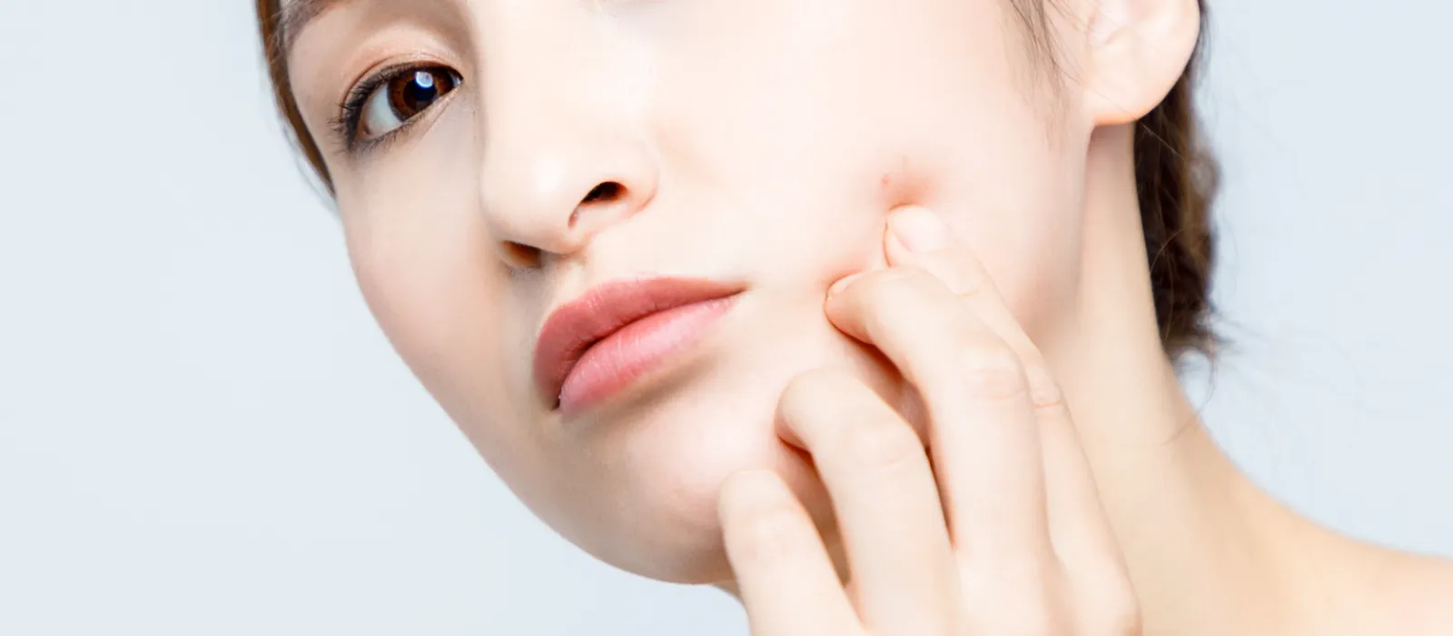 چند جلسه لیزر برای لک صورت لازم است؟