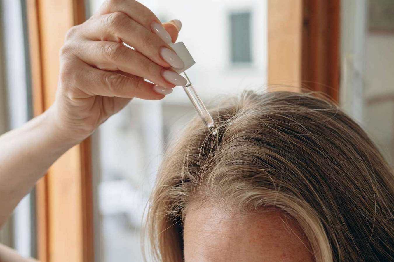 راه‌های درمان خشکی‌‌ پو‌ست سر