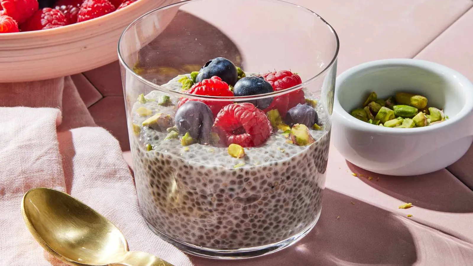 دانه چیا را چگونه مصرف کنیم؟