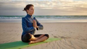 بهترین حرکات یوگا برای کاهش استرس و بهبود سلامت