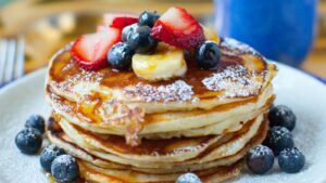 طرز تهیه پنکیک خوشمزه خانگی برای صبحانه