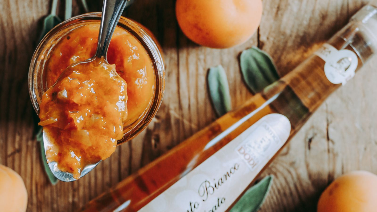 طرز تهیه مربای زردآلو خانگی