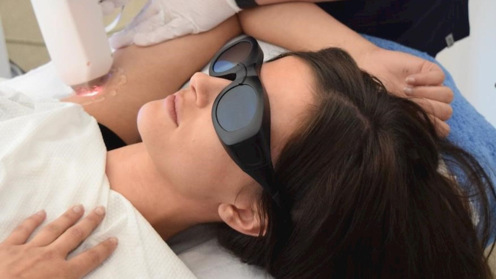 لیزر زیر بغل