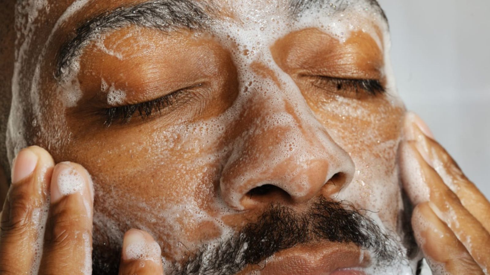 شوینده پوست مختلط