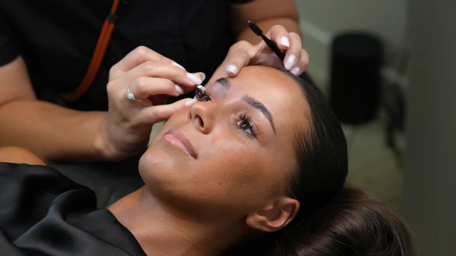 فیبروز ابرو