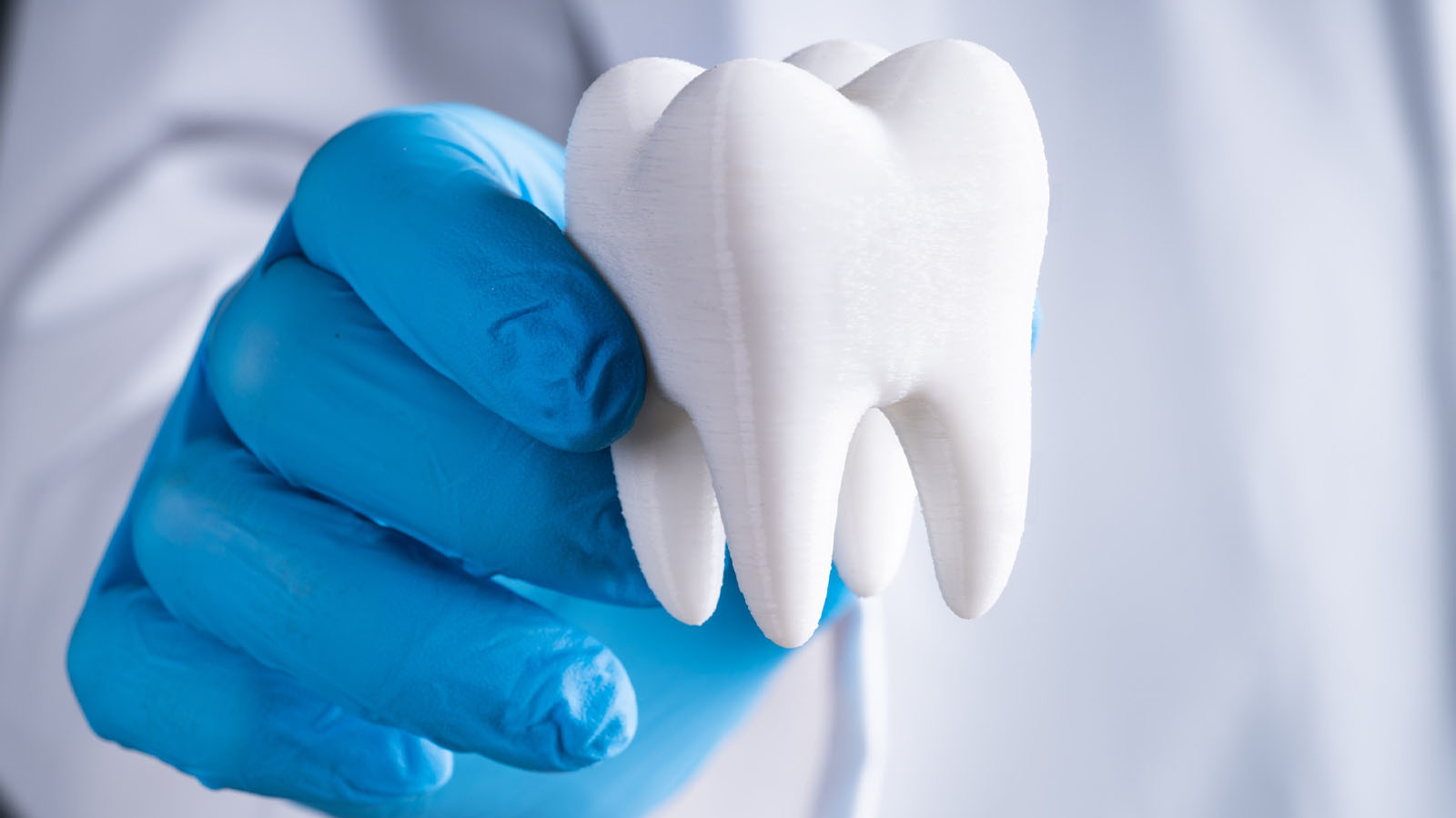 کشیدن دندان عقل درد دارد