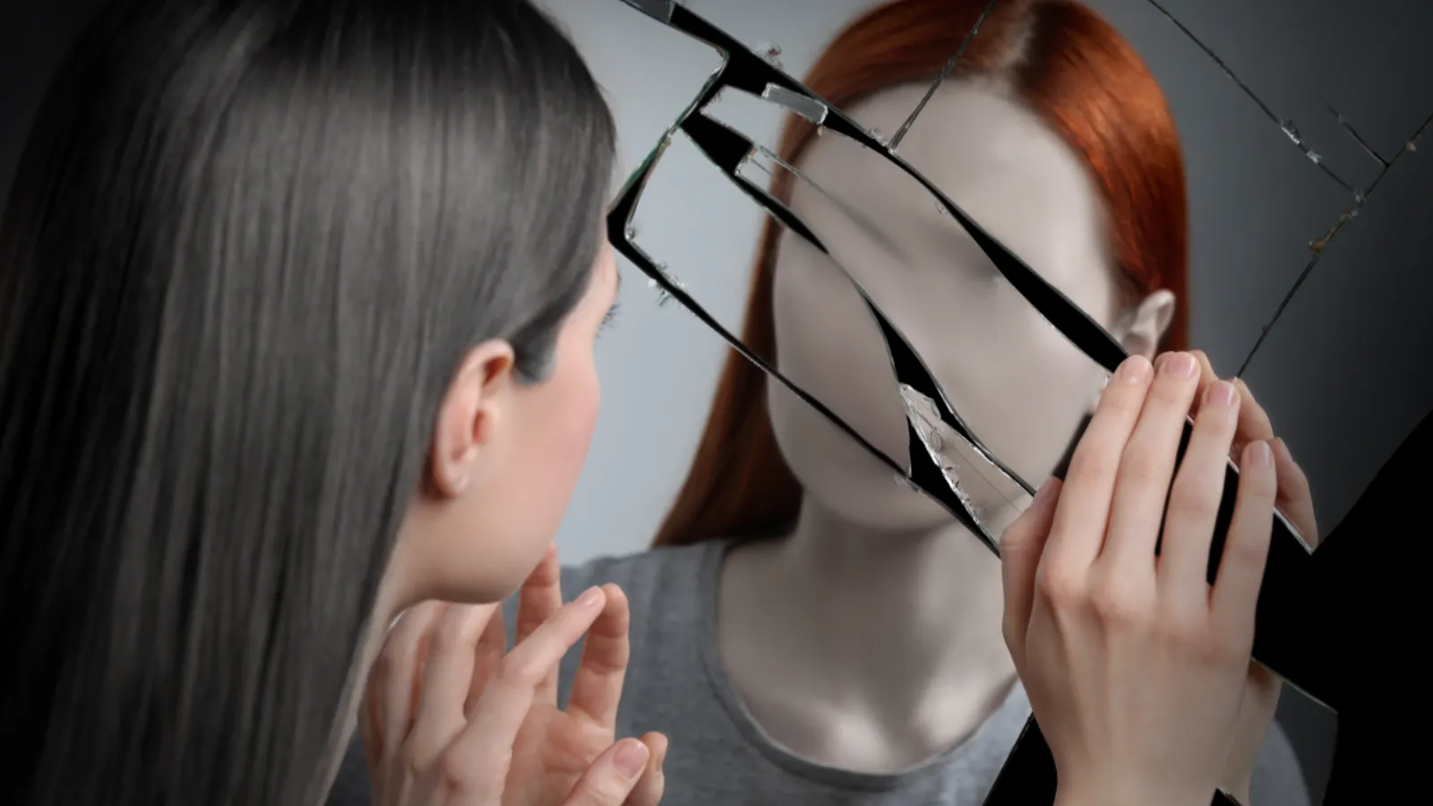 تفاوت هذیان و توهم