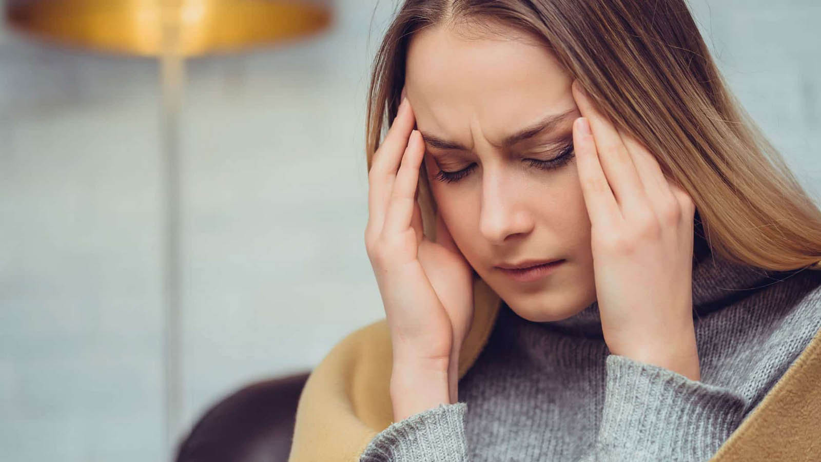 درمان خانگی سردرد پیشانی و چشم