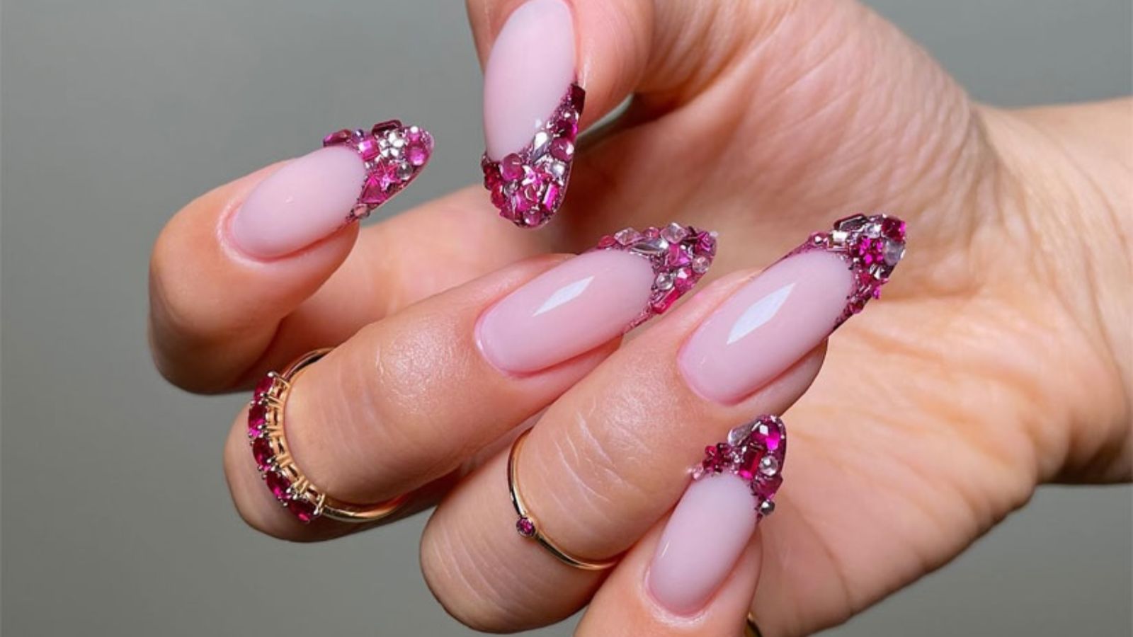 طرح ناخن با نگین