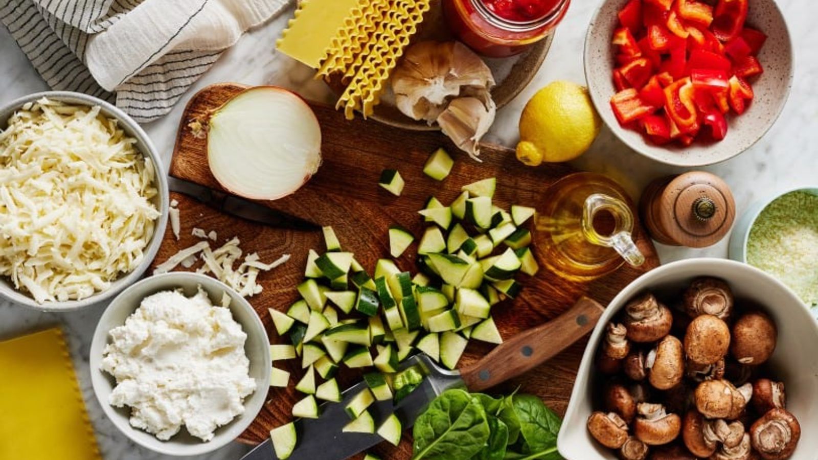 طرز تهیه لازانیا: مواد لازم