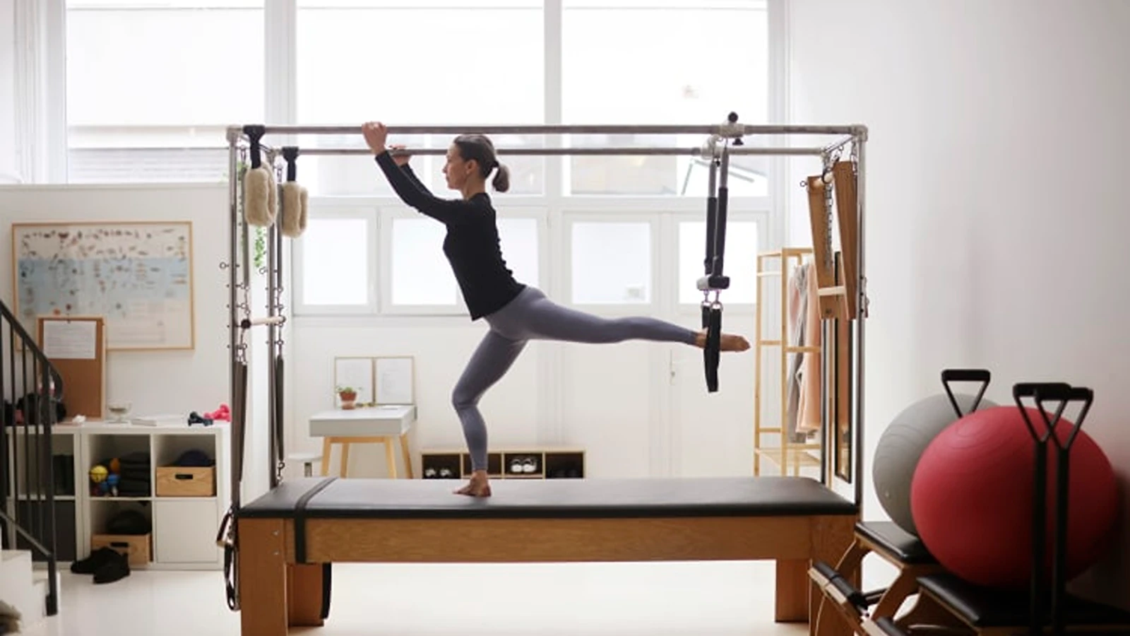 تمرین حرکات پیلاتس در خانه