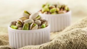 ۱۲ مورد از خواص پسته در بارداری که شما را شگفت‌زده خواهد کرد