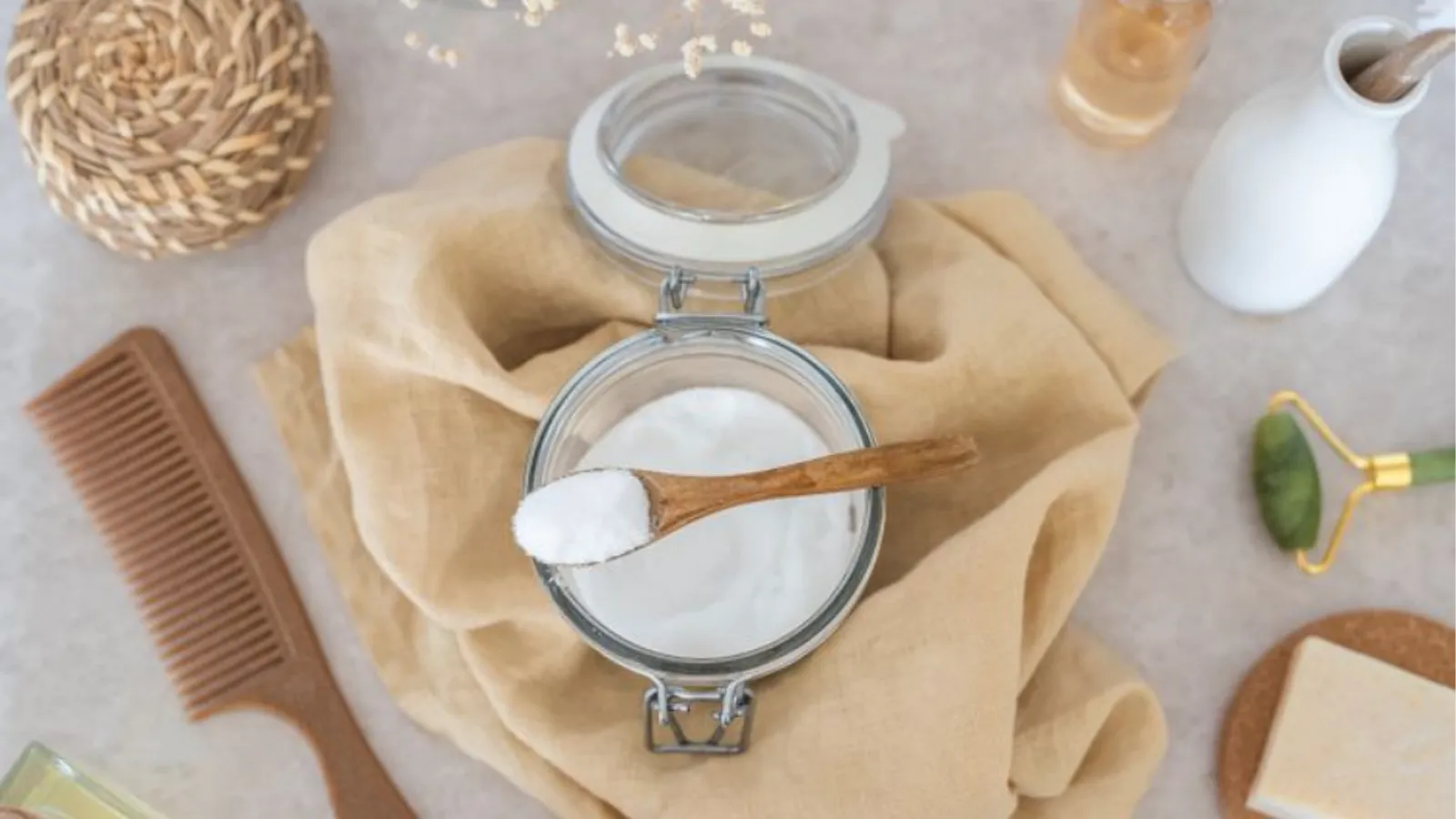 شستن مو با جوش شیرین