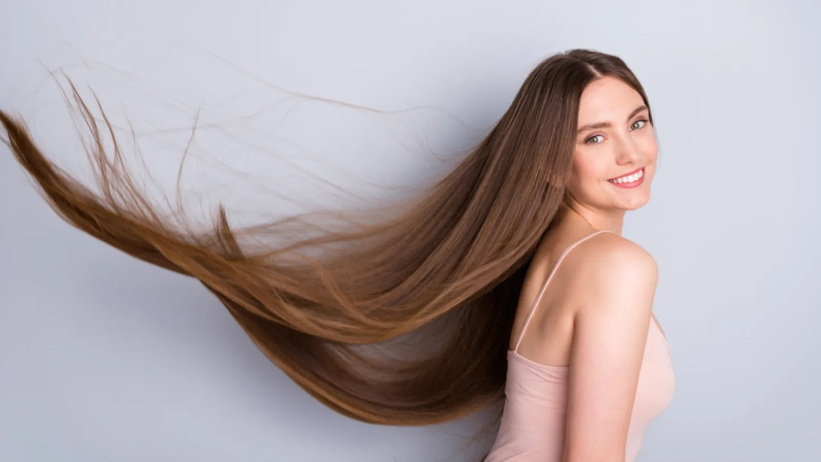 کمک به نرمی و لطافت طبیعی مو