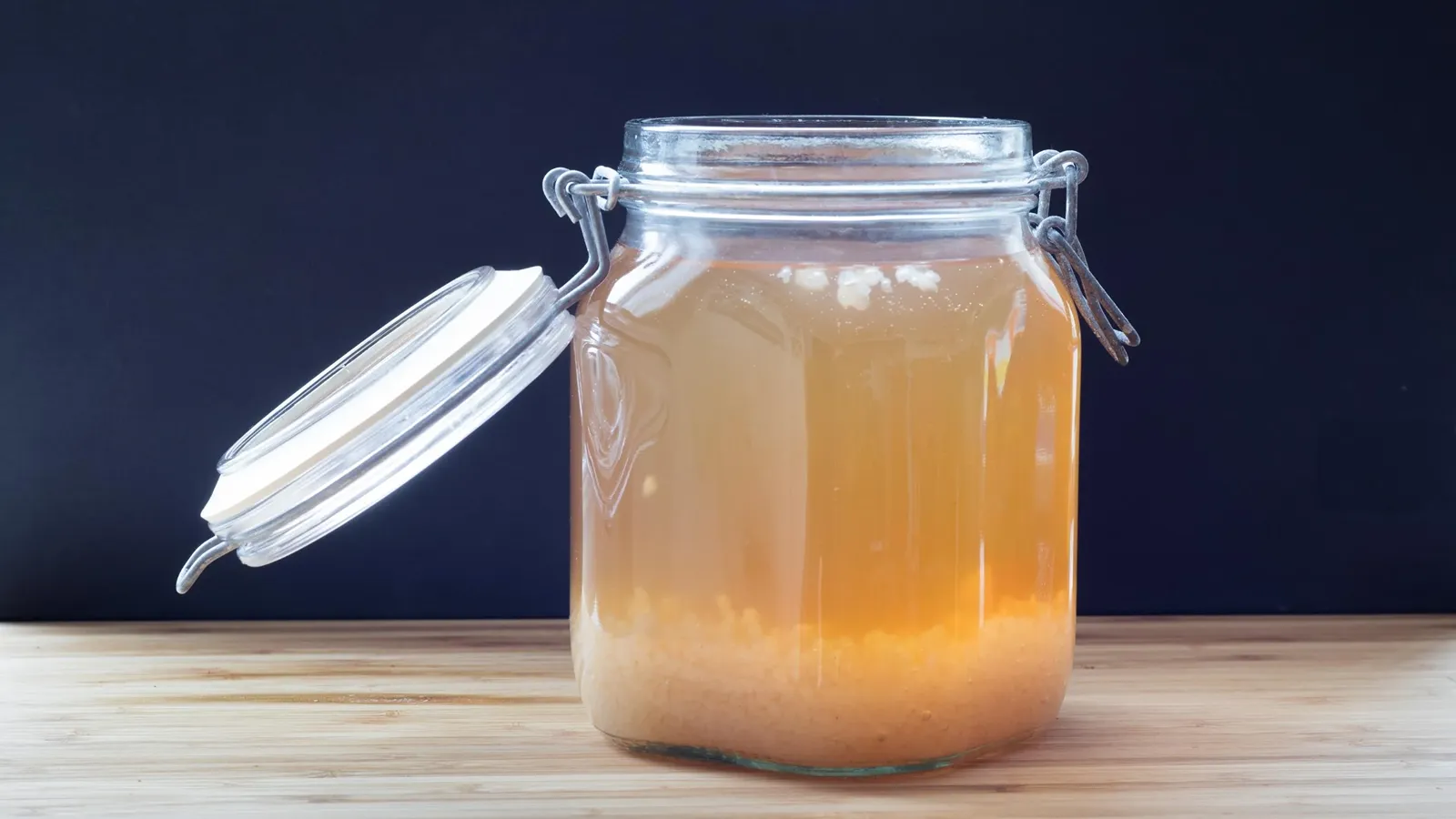 آب برنج و میخک