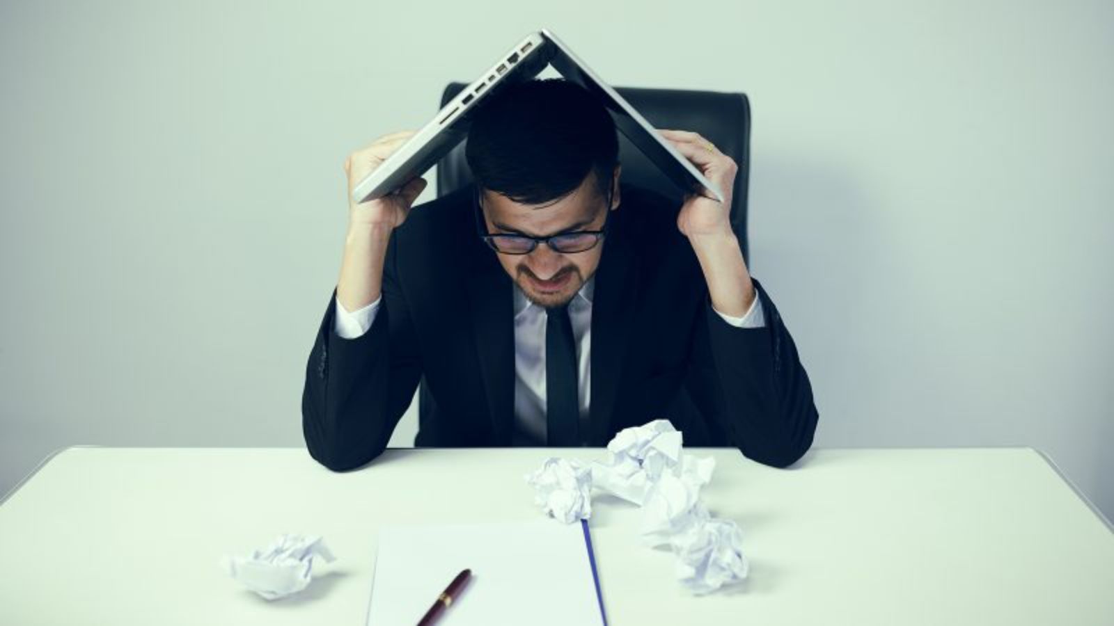 استفاده از پرسشنامه‌ها و تست‌های روان‌شناسی