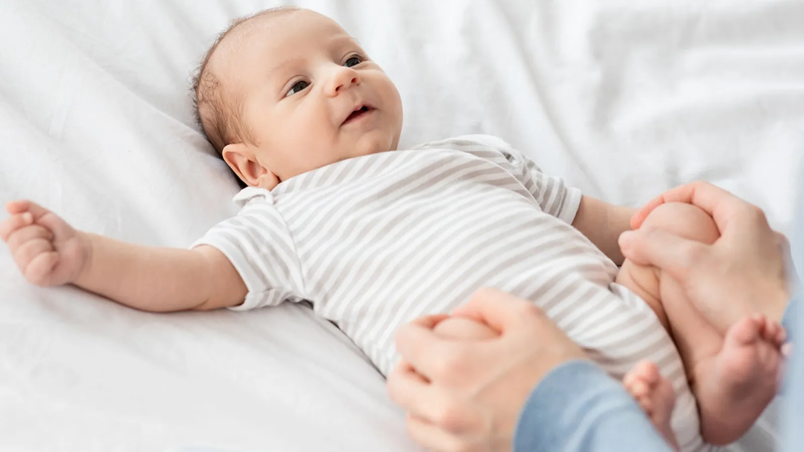 درمان خانگی یبوست نوزاد سه ماهه