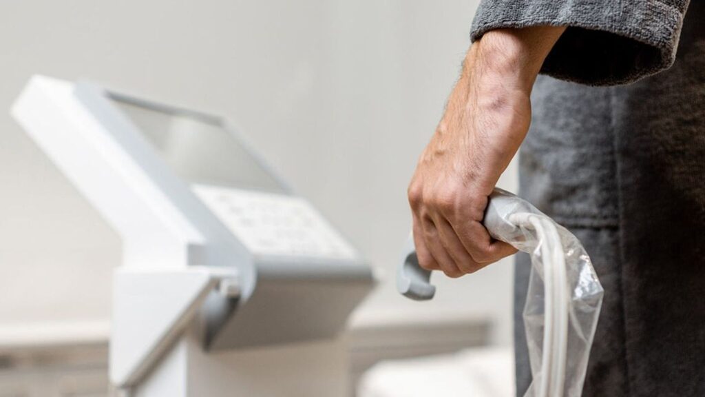 آنالیز بدن با دستگاه