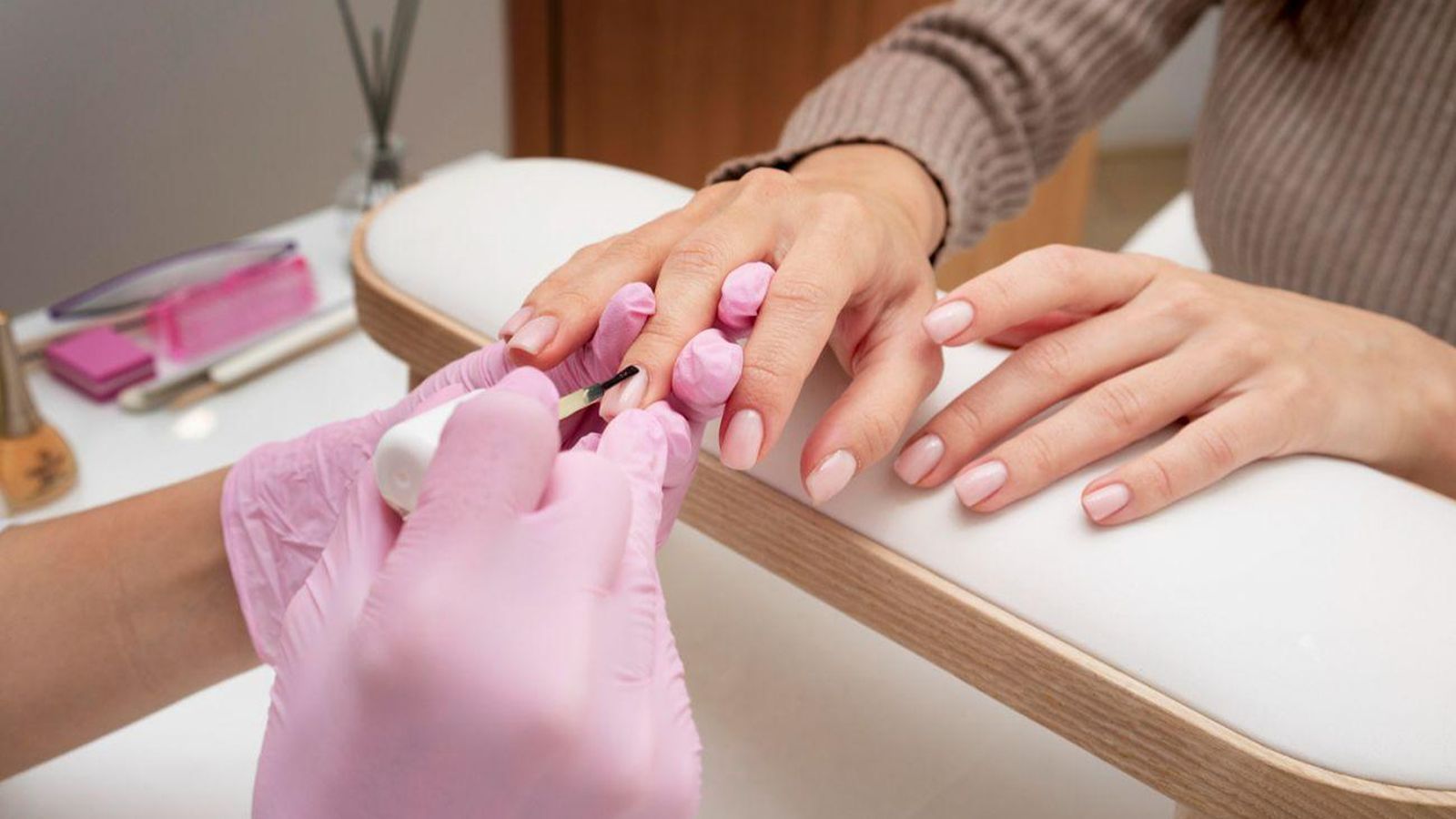 مانیکور آپارات