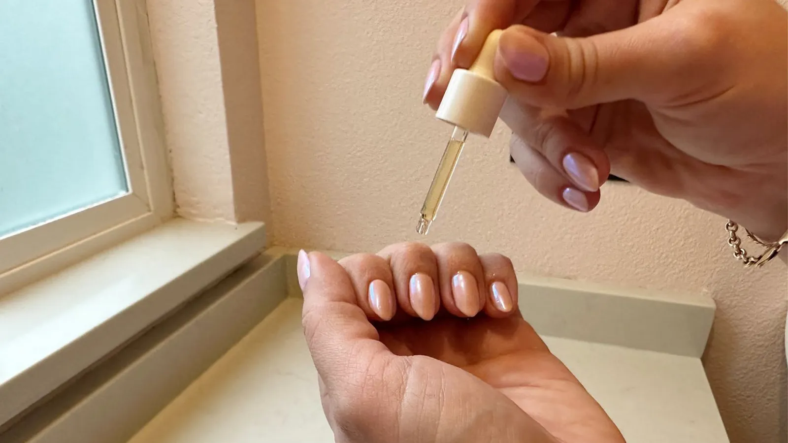 علت از بین رفتن کوتیکول ناخن