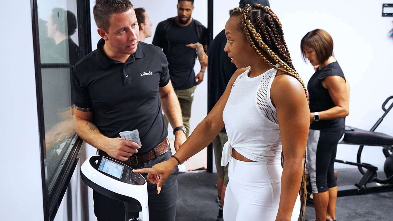 آنالیز بدن با دستگاه inbody 