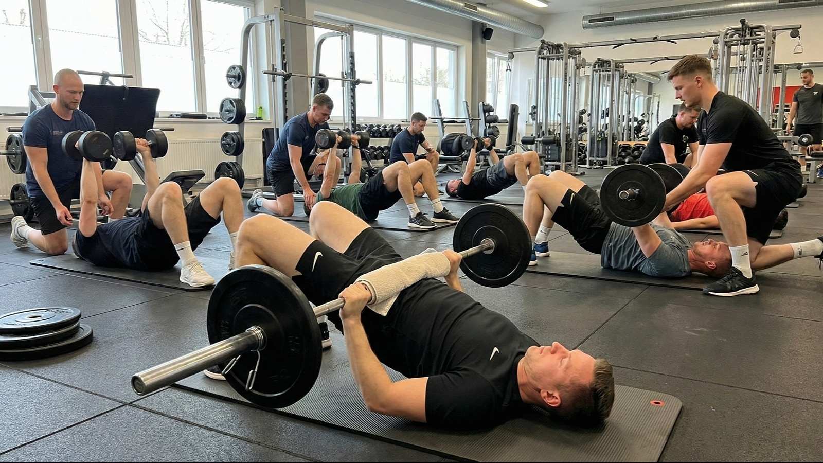 پل زدن با وزنه