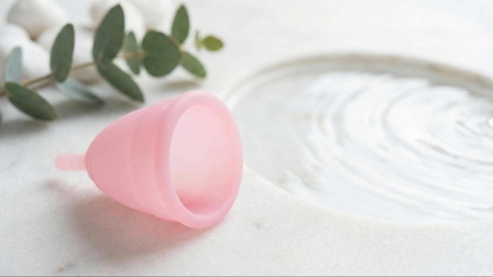 کاپ قاعدگی برای شناگران 