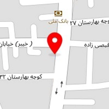 غذای بیرون بر مائده