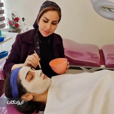 کلینیک زیبایی تی تی
