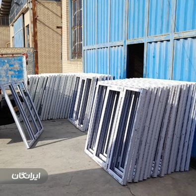 درب و پنجره سازی پن فوم