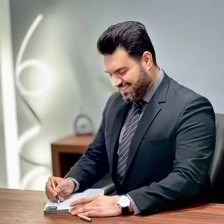 وکیل وحید دهنوی