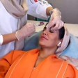 کلینیک زیبایی دلوین