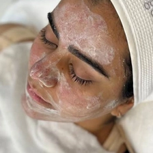 کلینیک زیبایی دکتر رعنا آقائی